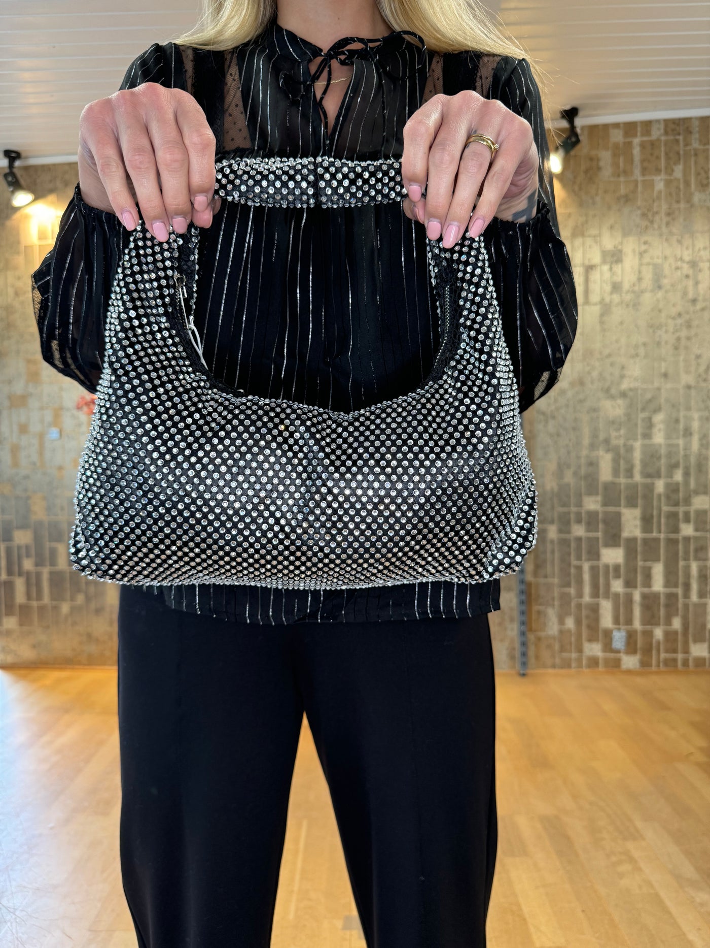 Violet glitter shoulder bag