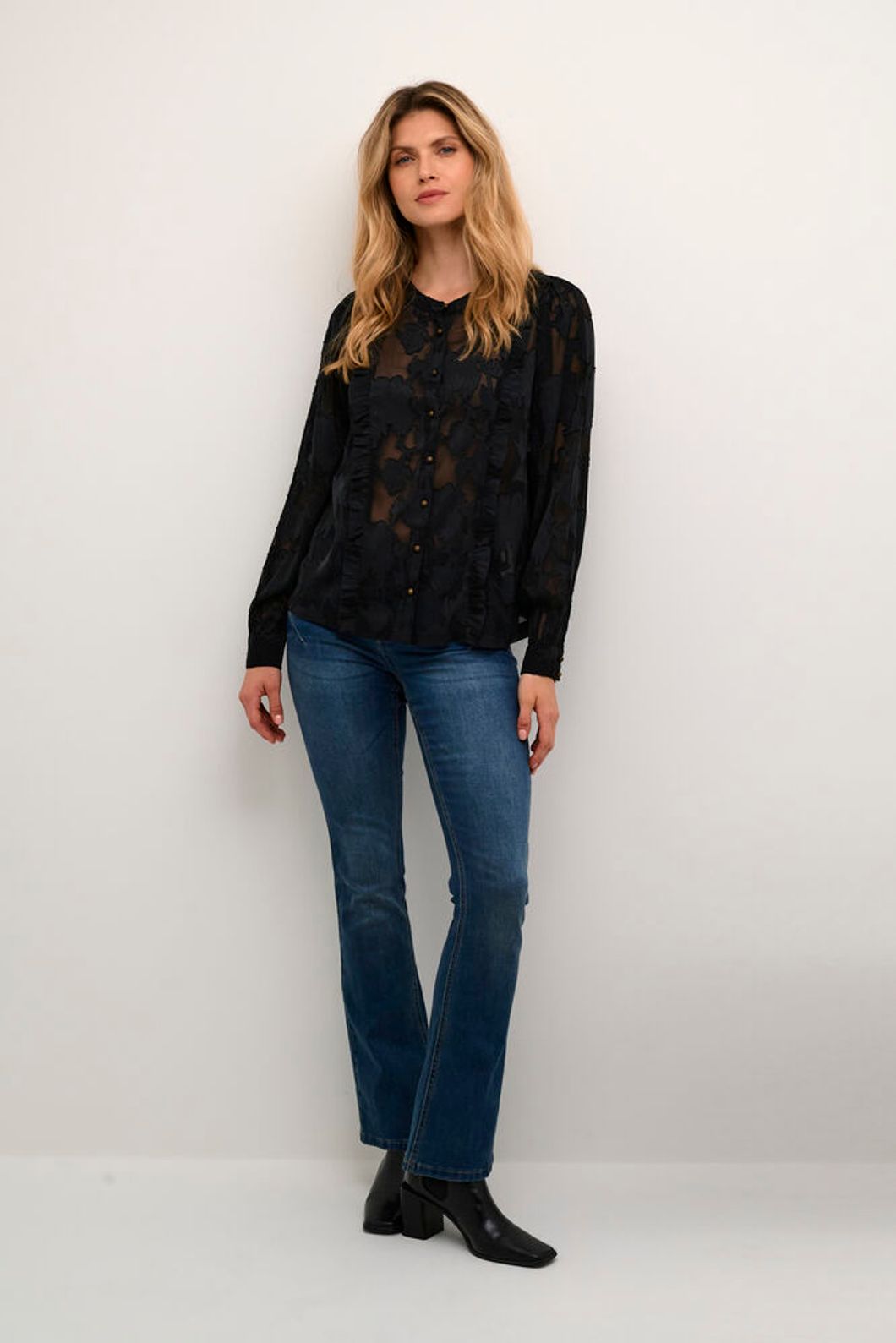 Yana blouse