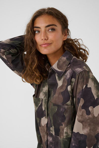 Camuna loose shirt