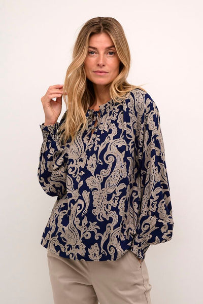 Lucy blouse