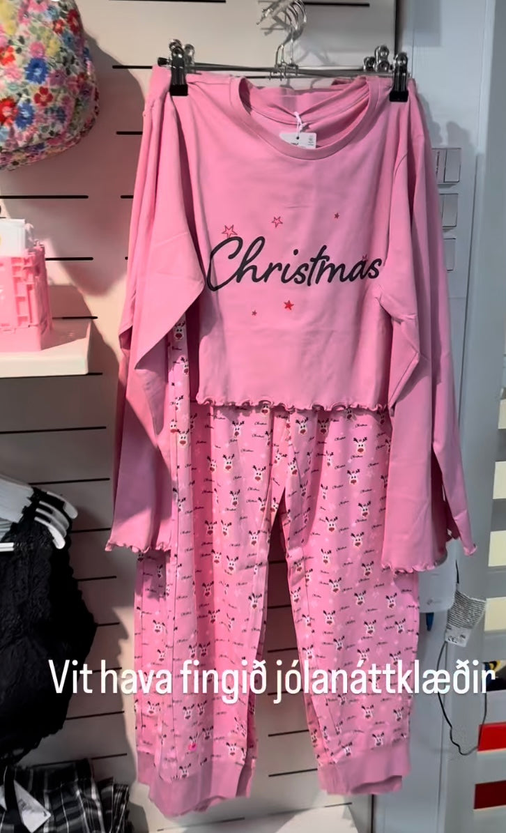 Christmas nightwear