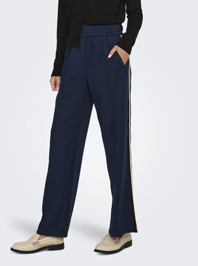 Warm up track pant