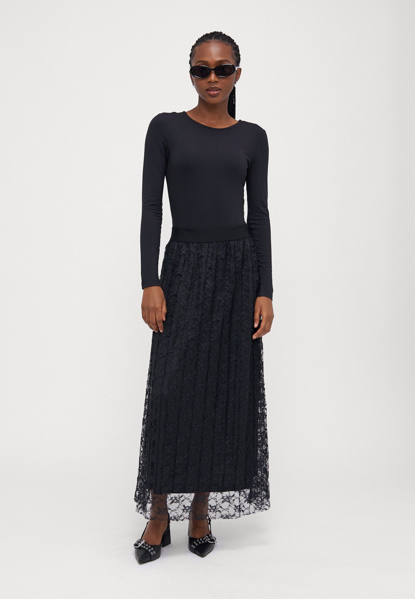 Heny lace skirt