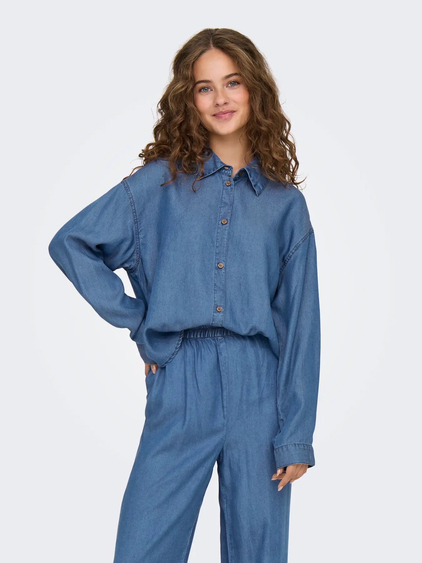 Charis shirt
