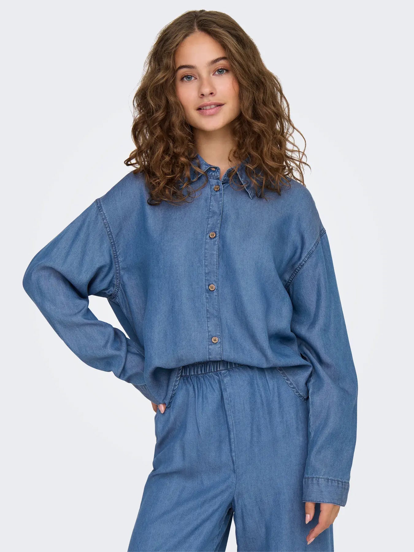 Charis shirt